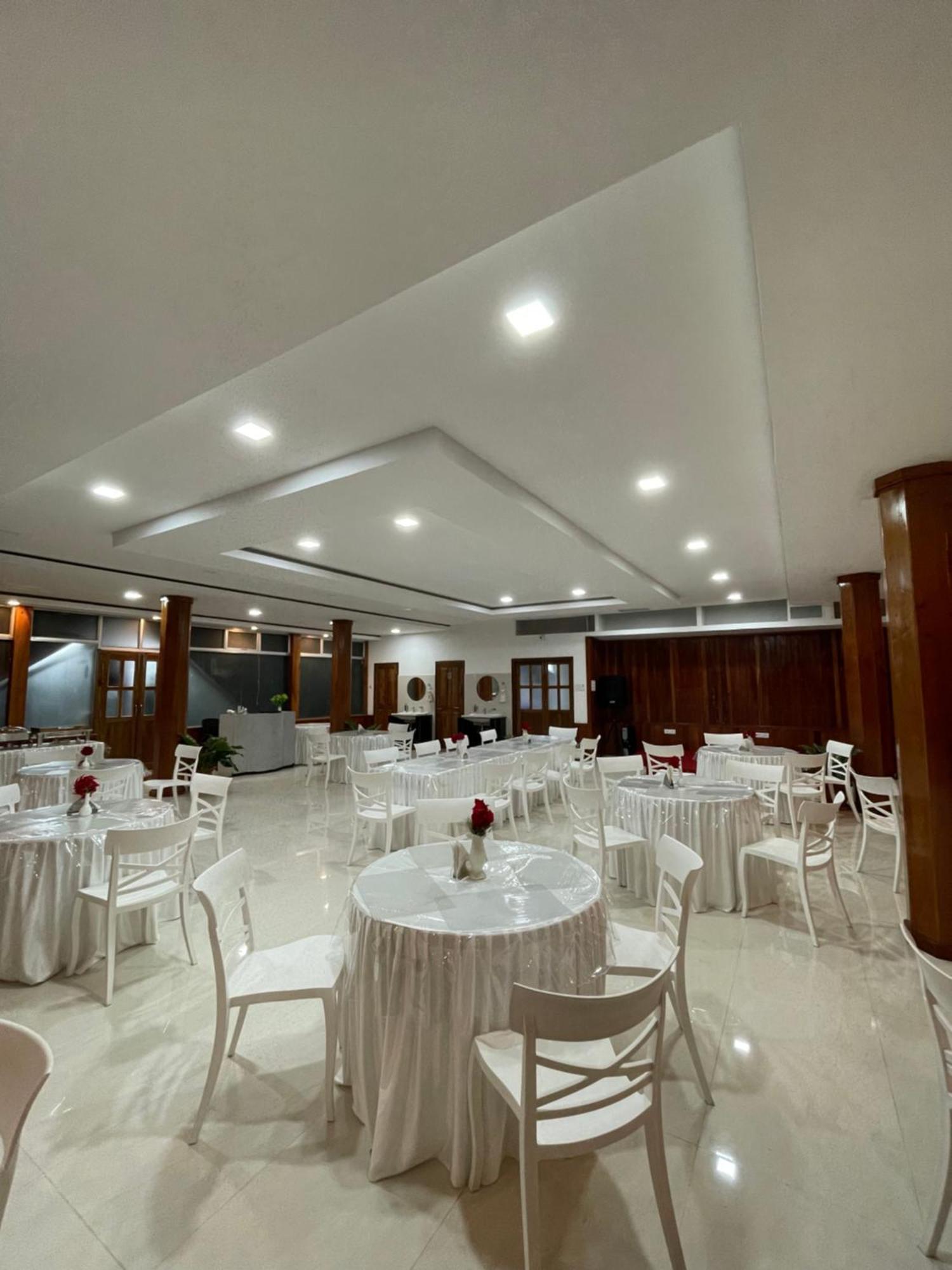 2K Hotel Kohima Dış mekan fotoğraf