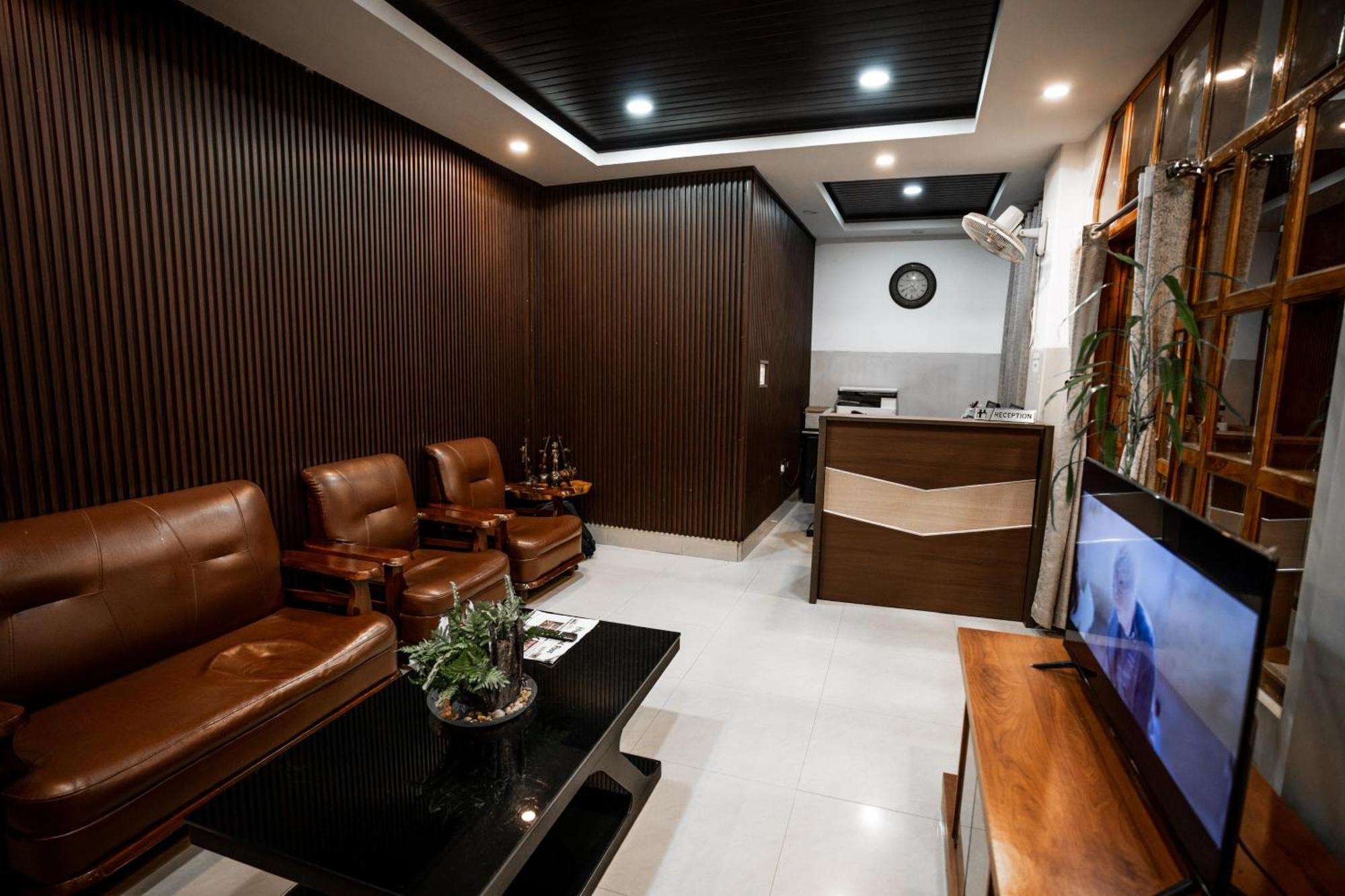 2K Hotel Kohima Dış mekan fotoğraf