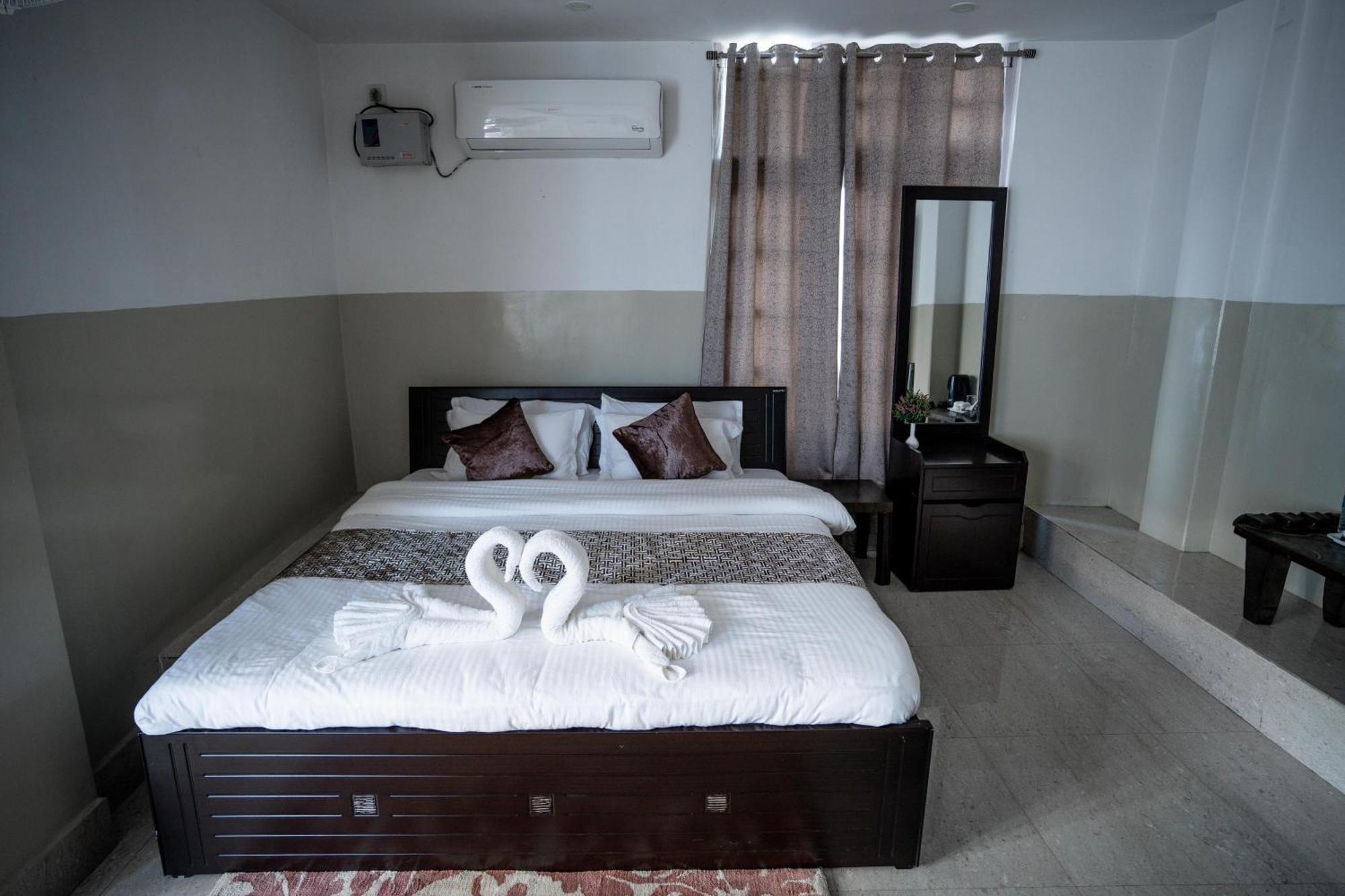 2K Hotel Kohima Dış mekan fotoğraf